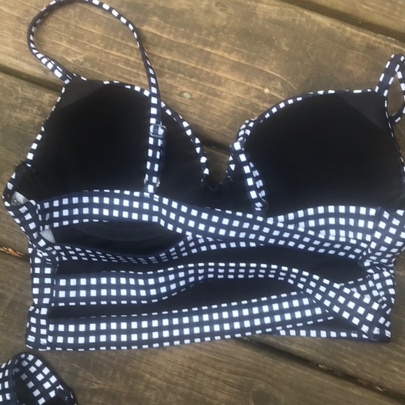 🌟 NWOT Boohoo Strappy Sexy Classy Gingham Bikini - Picture 5 of 8